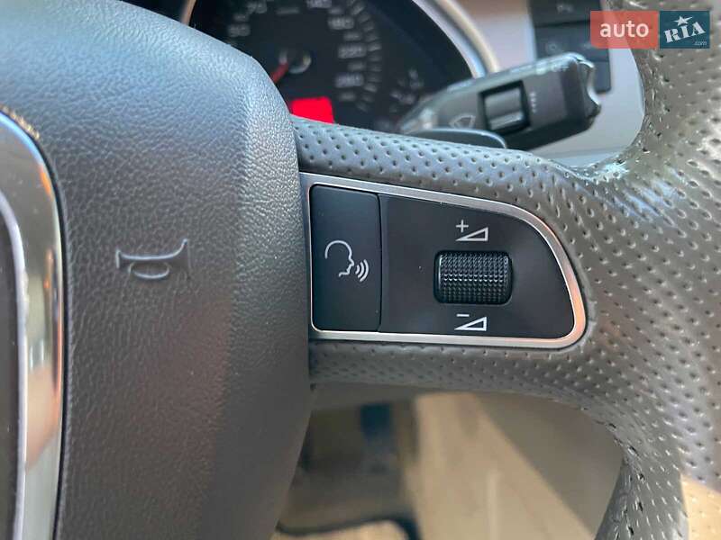 Позашляховик / Кросовер Audi Q7 2010 в Києві фото 32 Позашляховик / Кросовер Audi Q7 2010 в Києві
