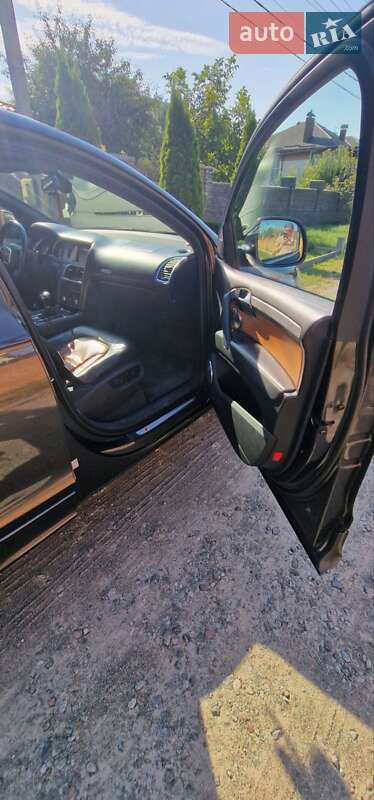 Позашляховик / Кросовер Audi Q7 2009 в Києві
