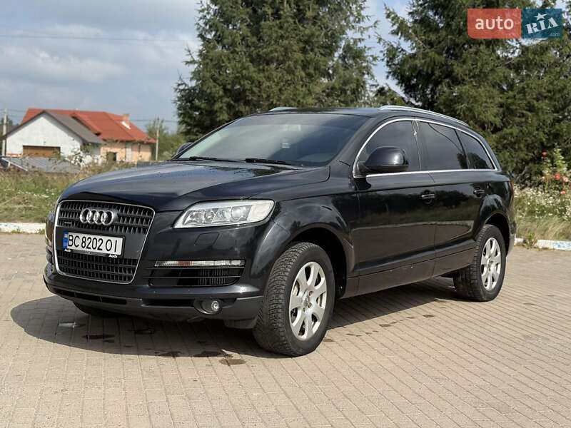 Внедорожник / Кроссовер Audi Q7 2006 в 