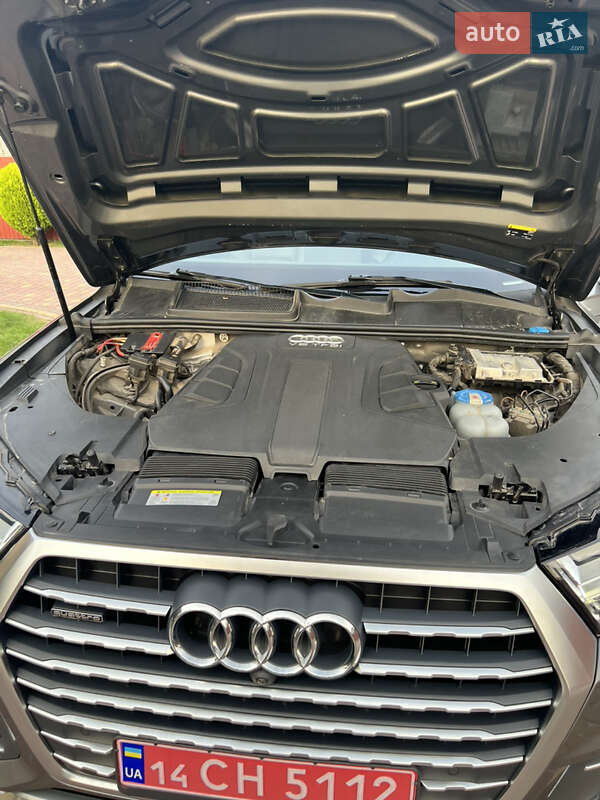 Внедорожник / Кроссовер Audi Q7 2016 в Львове