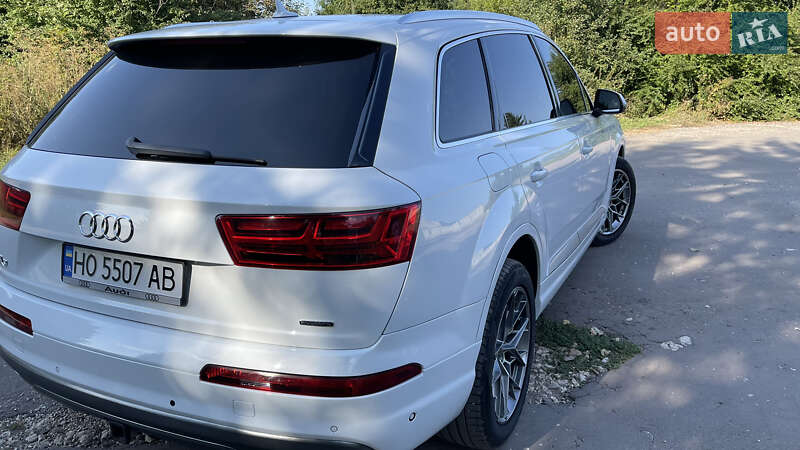 Позашляховик / Кросовер Audi Q7 2019 в Тернополі