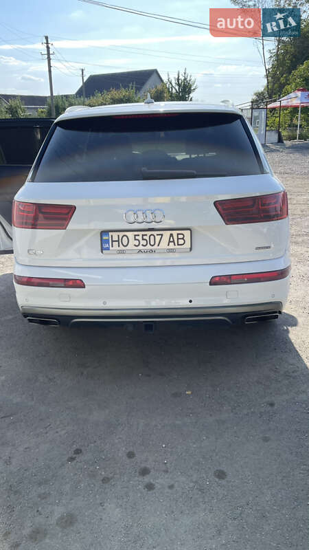 Позашляховик / Кросовер Audi Q7 2019 в Тернополі