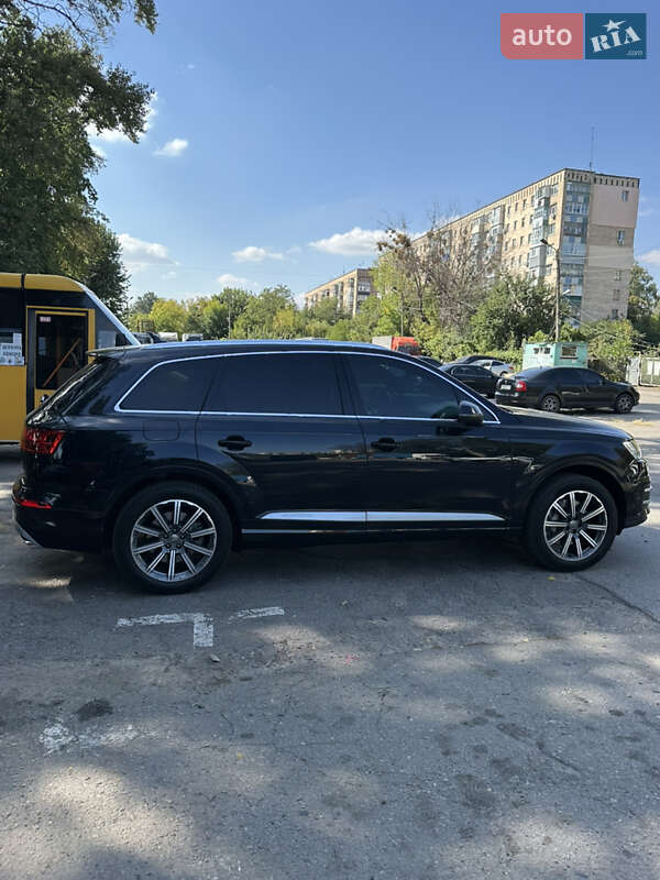 Внедорожник / Кроссовер Audi Q7 2016 в Полтаве фото 13 Внедорожник / Кроссовер Audi Q7 2016 в Полтаве