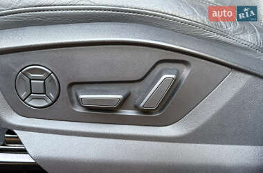 Внедорожник / Кроссовер Audi Q7 2020 в 