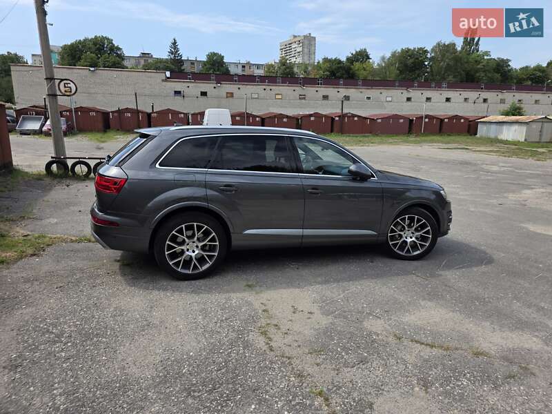 Позашляховик / Кросовер Audi Q7 2018 в Харкові