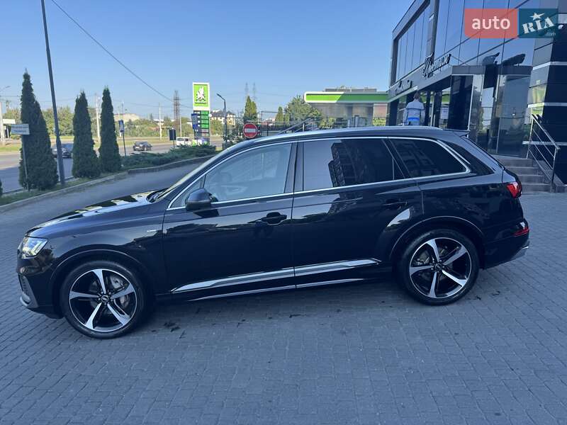 Позашляховик / Кросовер Audi Q7 2020 в Львові