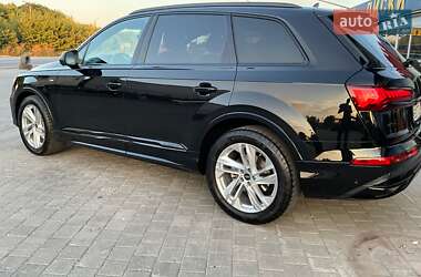 Внедорожник / Кроссовер Audi Q7 2023 в 