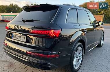 Внедорожник / Кроссовер Audi Q7 2023 в 