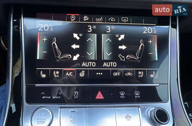 Позашляховик / Кросовер Audi Q7 2020 в 