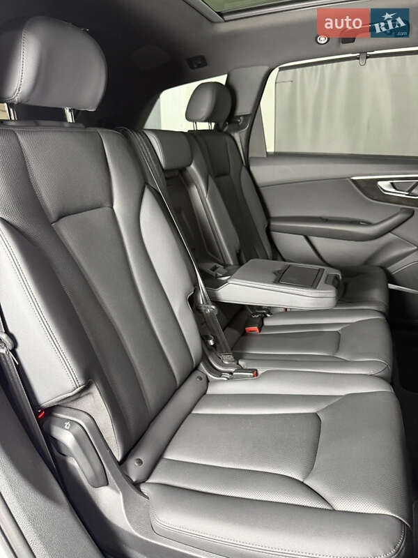 Позашляховик / Кросовер Audi Q7 2021 в Одесі фото 38 Позашляховик / Кросовер Audi Q7 2021 в Одесі