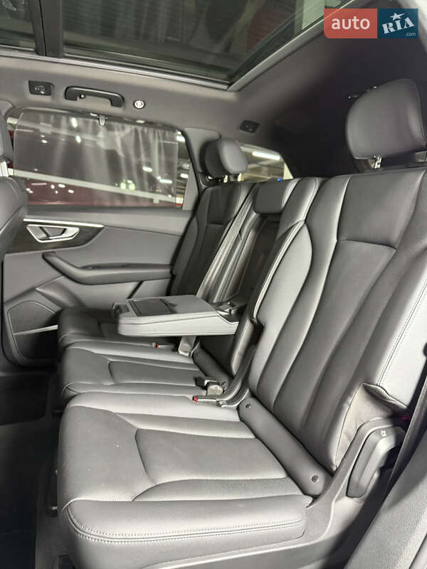 Позашляховик / Кросовер Audi Q7 2021 в Одесі фото 42 Позашляховик / Кросовер Audi Q7 2021 в Одесі