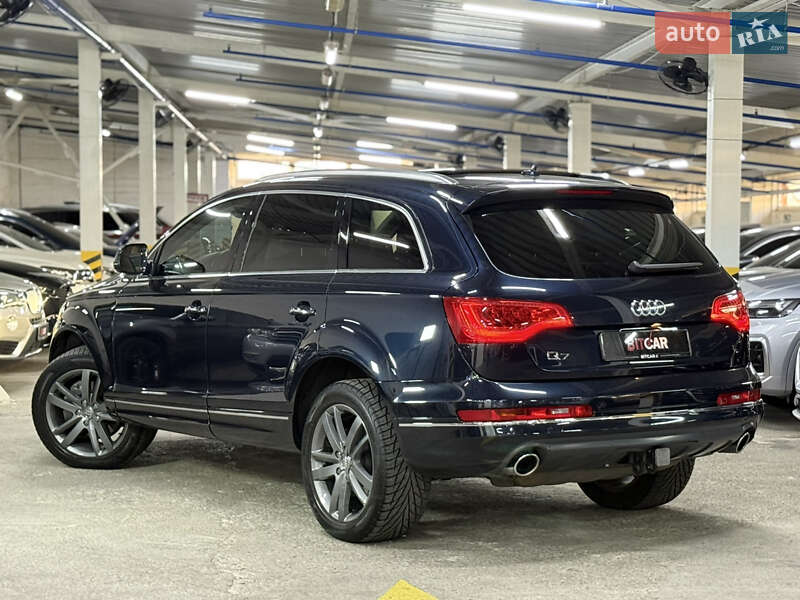 Позашляховик / Кросовер Audi Q7 2012 в Одесі