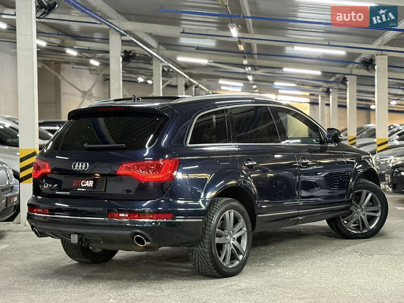 Позашляховик / Кросовер Audi Q7 2012 в Одесі