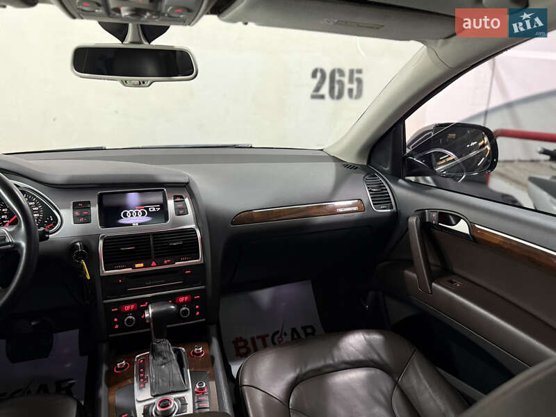 Позашляховик / Кросовер Audi Q7 2012 в Одесі
