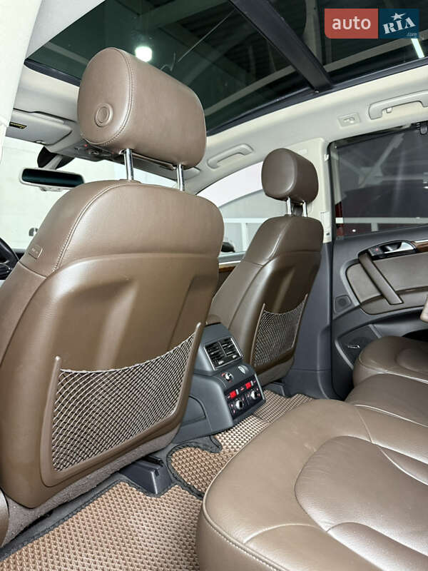 Позашляховик / Кросовер Audi Q7 2012 в Одесі