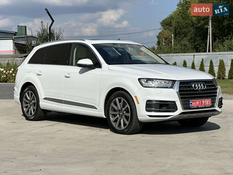 Внедорожник / Кроссовер Audi Q7 2016 в Луцке