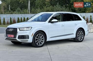 Позашляховик / Кросовер Audi Q7 2016 в Луцьку