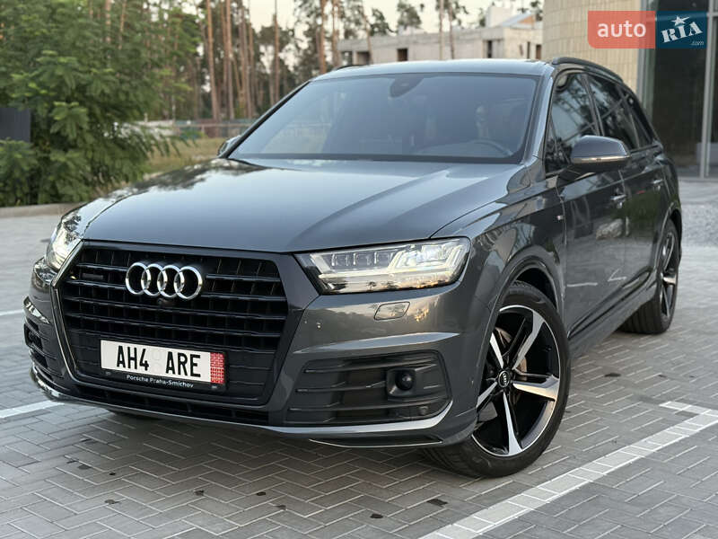 Позашляховик / Кросовер Audi Q7 2018 в Києві