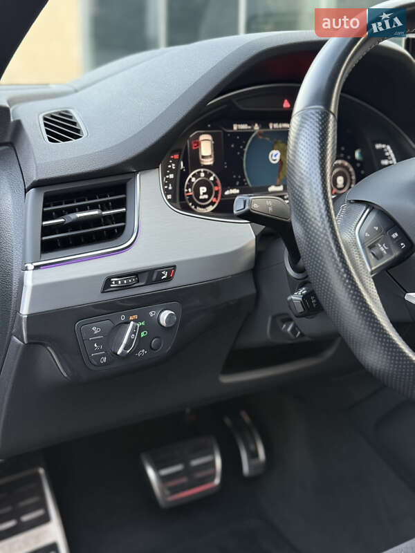 Позашляховик / Кросовер Audi Q7 2018 в Києві