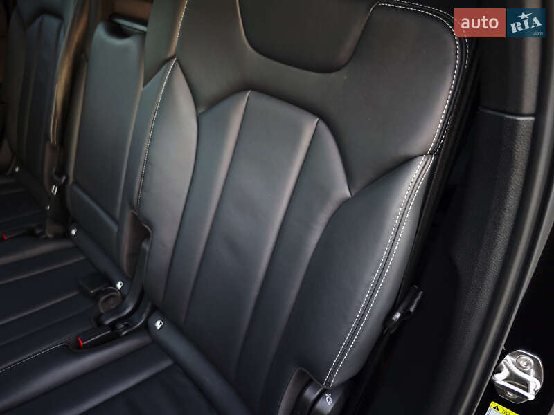 Позашляховик / Кросовер Audi Q7 2018 в Дубні фото 47 Позашляховик / Кросовер Audi Q7 2018 в Дубні