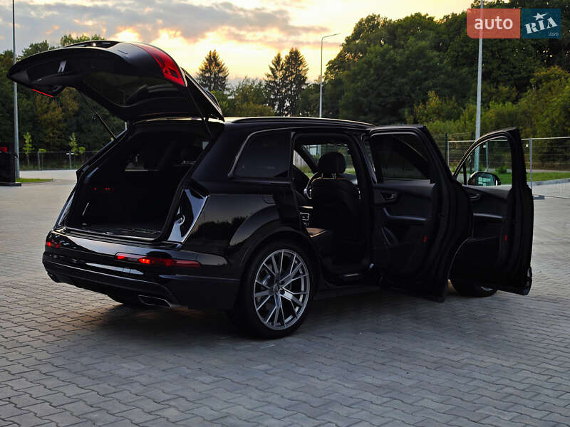 Позашляховик / Кросовер Audi Q7 2018 в Дубні фото 88 Позашляховик / Кросовер Audi Q7 2018 в Дубні