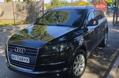 Позашляховик / Кросовер Audi Q7 2006 в 