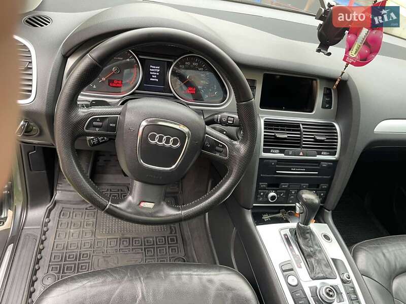 Позашляховик / Кросовер Audi Q7 2009 в Львові