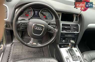 Внедорожник / Кроссовер Audi Q7 2009 в 