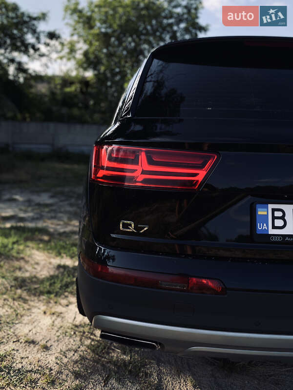 Позашляховик / Кросовер Audi Q7 2018 в Кременчуці