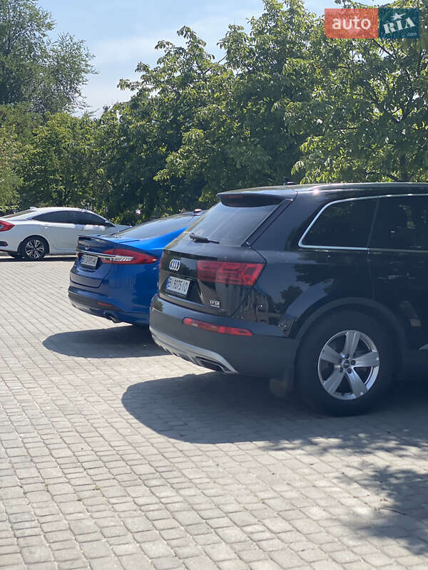 Позашляховик / Кросовер Audi Q7 2018 в Кременчуці