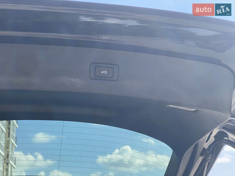 Позашляховик / Кросовер Audi Q7 2018 в Кременчуці