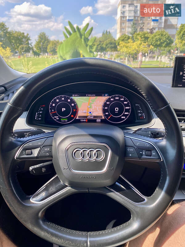 Позашляховик / Кросовер Audi Q7 2018 в Кременчуці