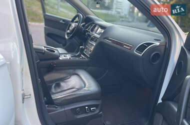 Внедорожник / Кроссовер Audi Q7 2012 в 