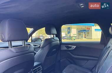 Внедорожник / Кроссовер Audi Q7 2015 в 