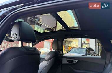Позашляховик / Кросовер Audi Q7 2016 в 