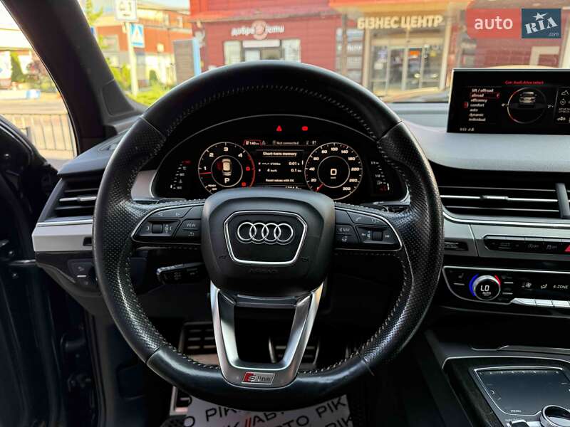 Внедорожник / Кроссовер Audi Q7 2016 в Львове