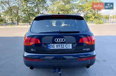 Внедорожник / Кроссовер Audi Q7 2006 в 