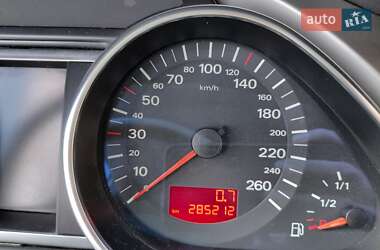 Внедорожник / Кроссовер Audi Q7 2006 в 