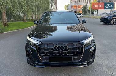 Внедорожник / Кроссовер Audi Q7 2024 в 
