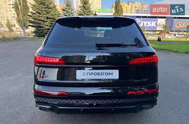 Внедорожник / Кроссовер Audi Q7 2024 в 