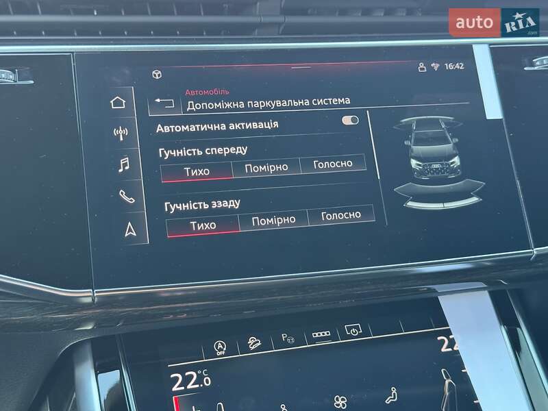 Позашляховик / Кросовер Audi Q7 2024 в Києві