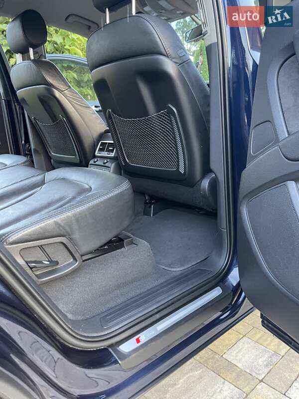 Позашляховик / Кросовер Audi Q7 2015 в Чорткові