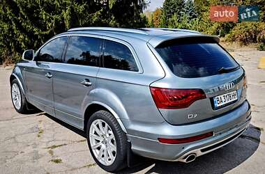 Позашляховик / Кросовер Audi Q7 2008 в 