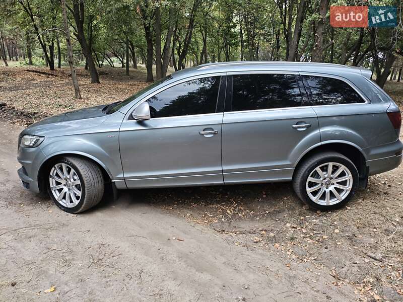 Позашляховик / Кросовер Audi Q7 2008 в Кропивницькому
