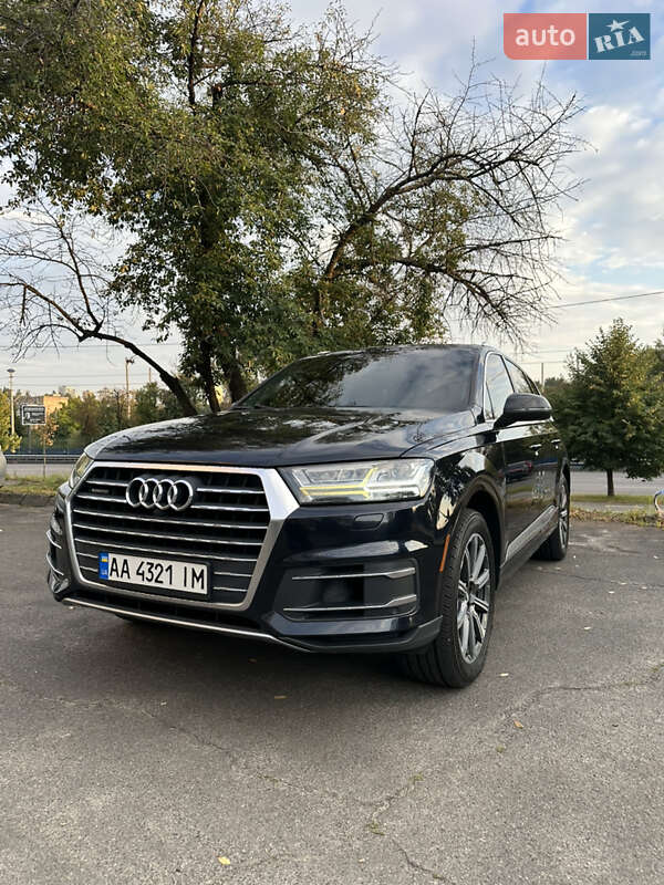 Audi Q7 2015