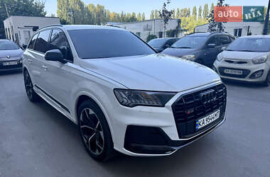 Позашляховик / Кросовер Audi Q7 2020 в Києві