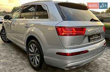 Позашляховик / Кросовер Audi Q7 2017 в 