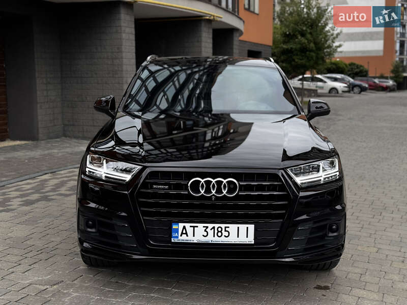 Внедорожник / Кроссовер Audi Q7 2015 в Ивано-Франковске