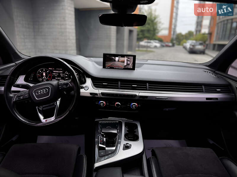 Внедорожник / Кроссовер Audi Q7 2015 в Ивано-Франковске