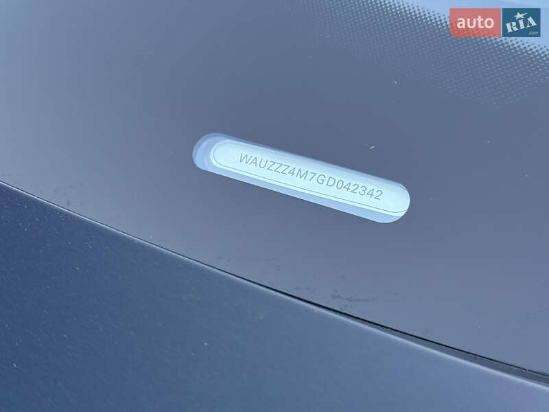 Внедорожник / Кроссовер Audi Q7 2016 в Ровно